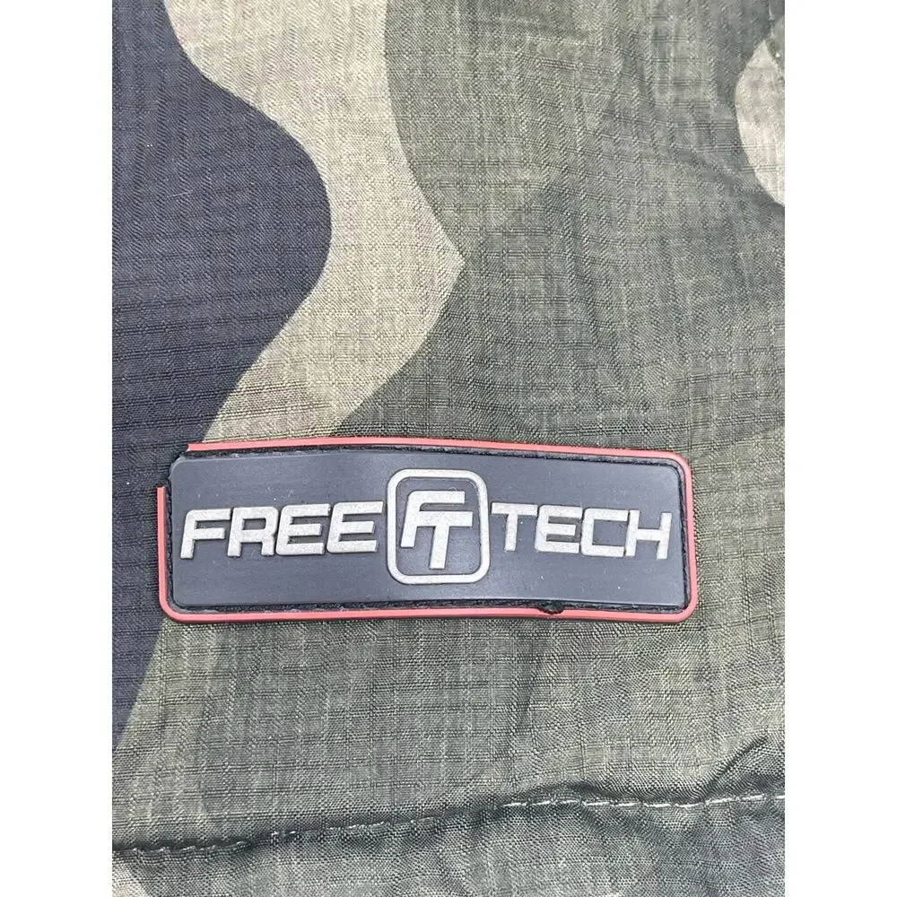 Free tech performance outerwear camouflage men’s 2xl jacket